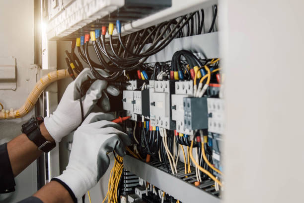 Best Local Electrician Companies  in Waxhaw, NC